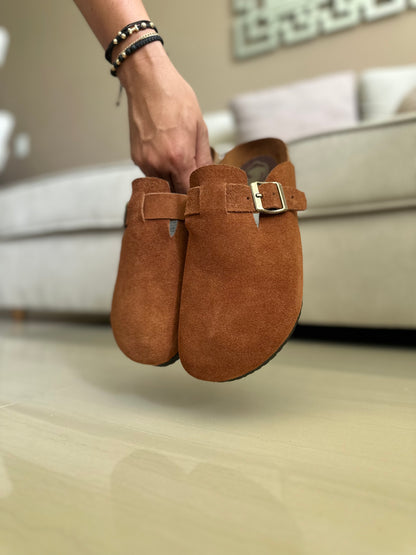 ZUECO PARA HOMBRE EN CUERO CARNAZA LADRILLO | REF: RAVELLO 77