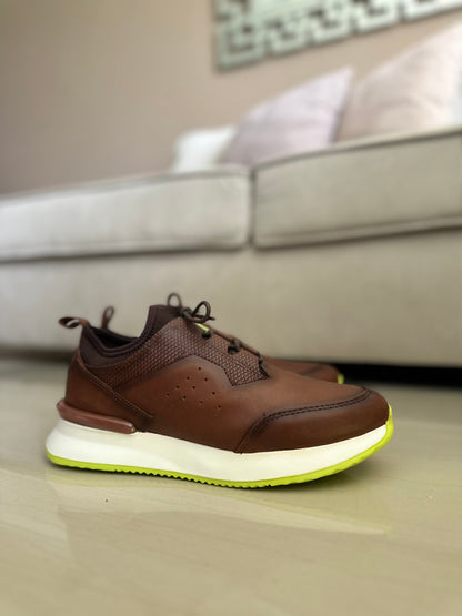 TENIS PARA HOMBRE EN CUERO MIEL X VERDE  / REF: VIGO 401