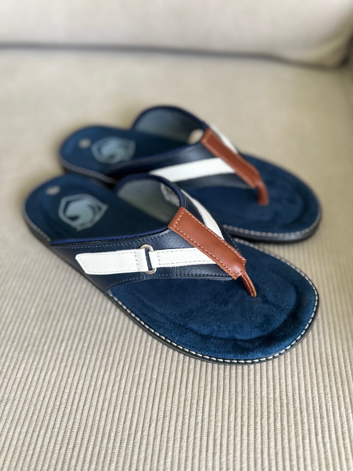 SANDALIA 3 PUNTADAS PARA HOMBRE EN CUERO AZUL X BLANCO X MIEL | REF:  MILAN