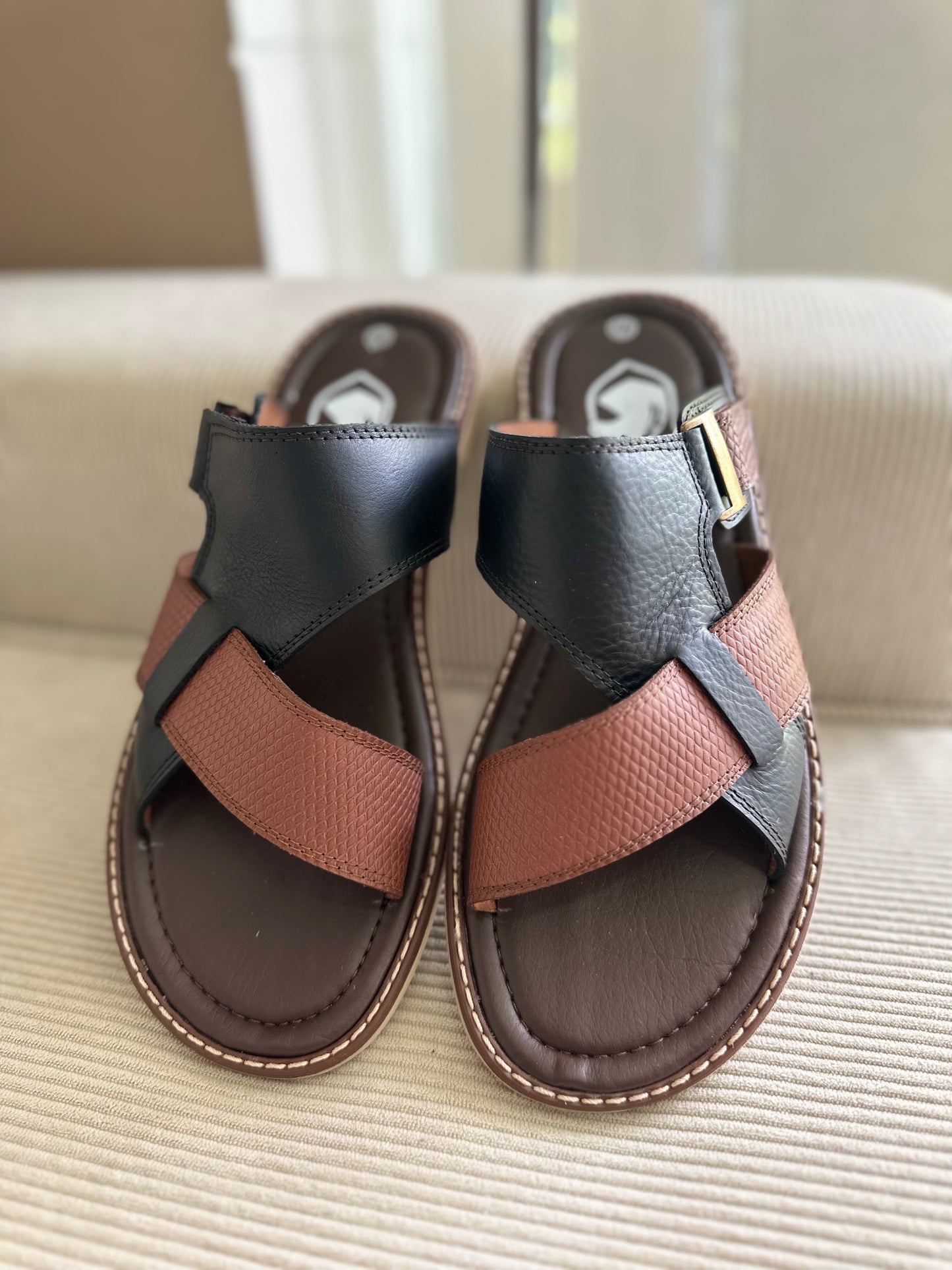SANDALIAS PARA HOMBRE EN CUERO MARRON X MIEL REF: 025