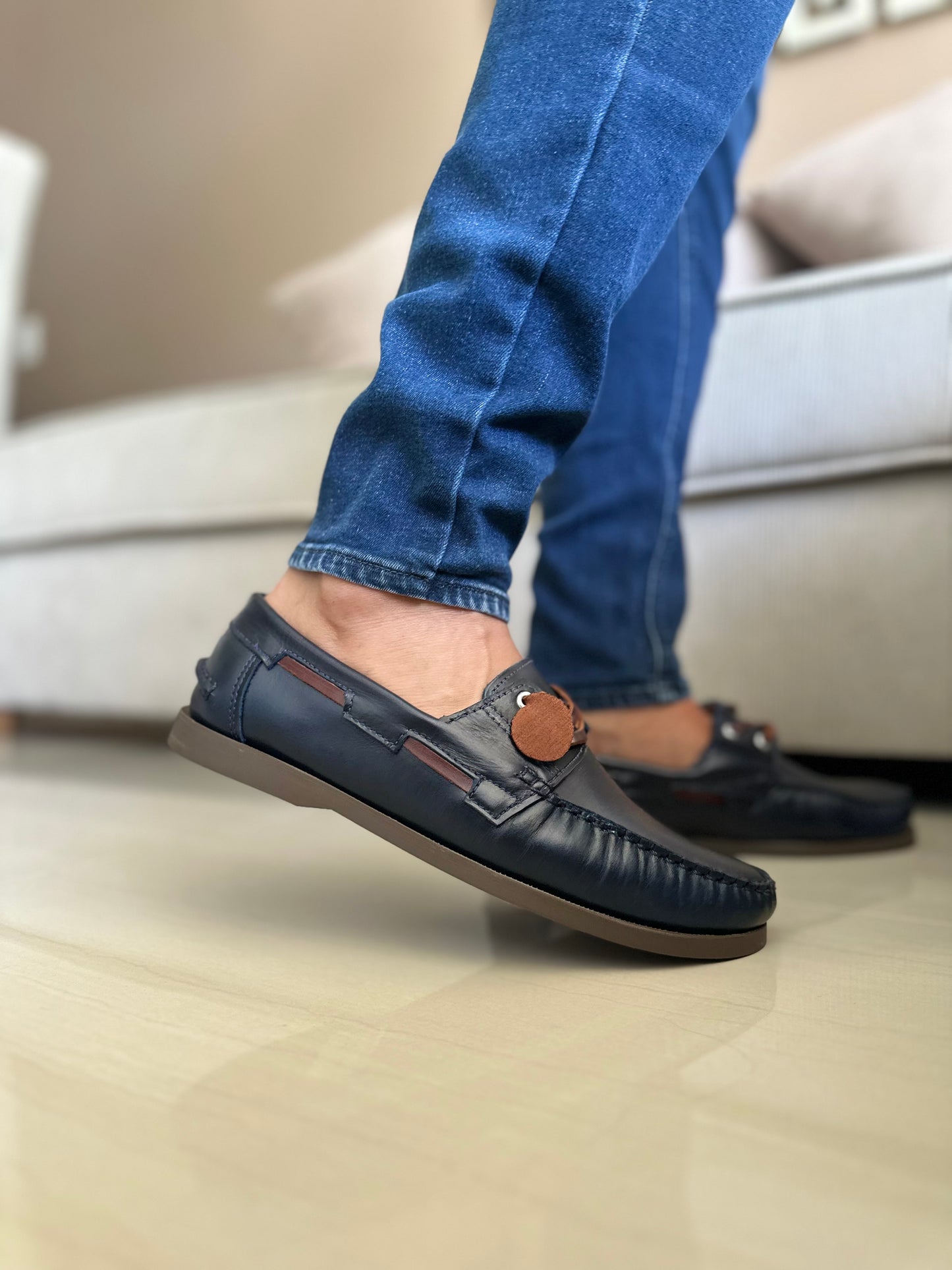MOCASINES EN CUERO LISO AZUL HOMBRE REF: ANDREW 731