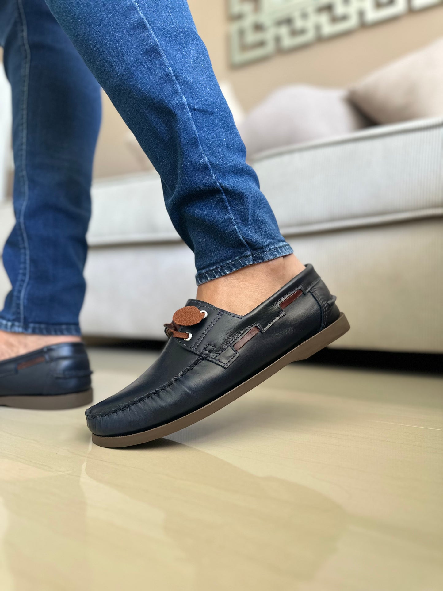 MOCASINES EN CUERO LISO AZUL HOMBRE REF: ANDREW 731