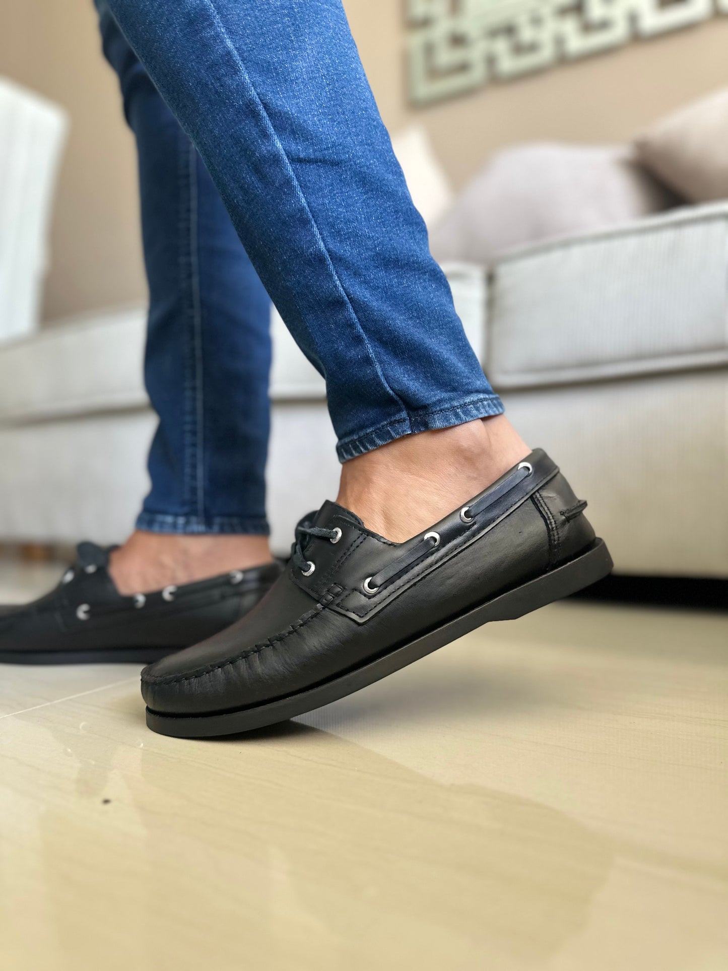 MOCASINES EN CUERO NEGRO PARA HOMBRE REF: ANDREW 731