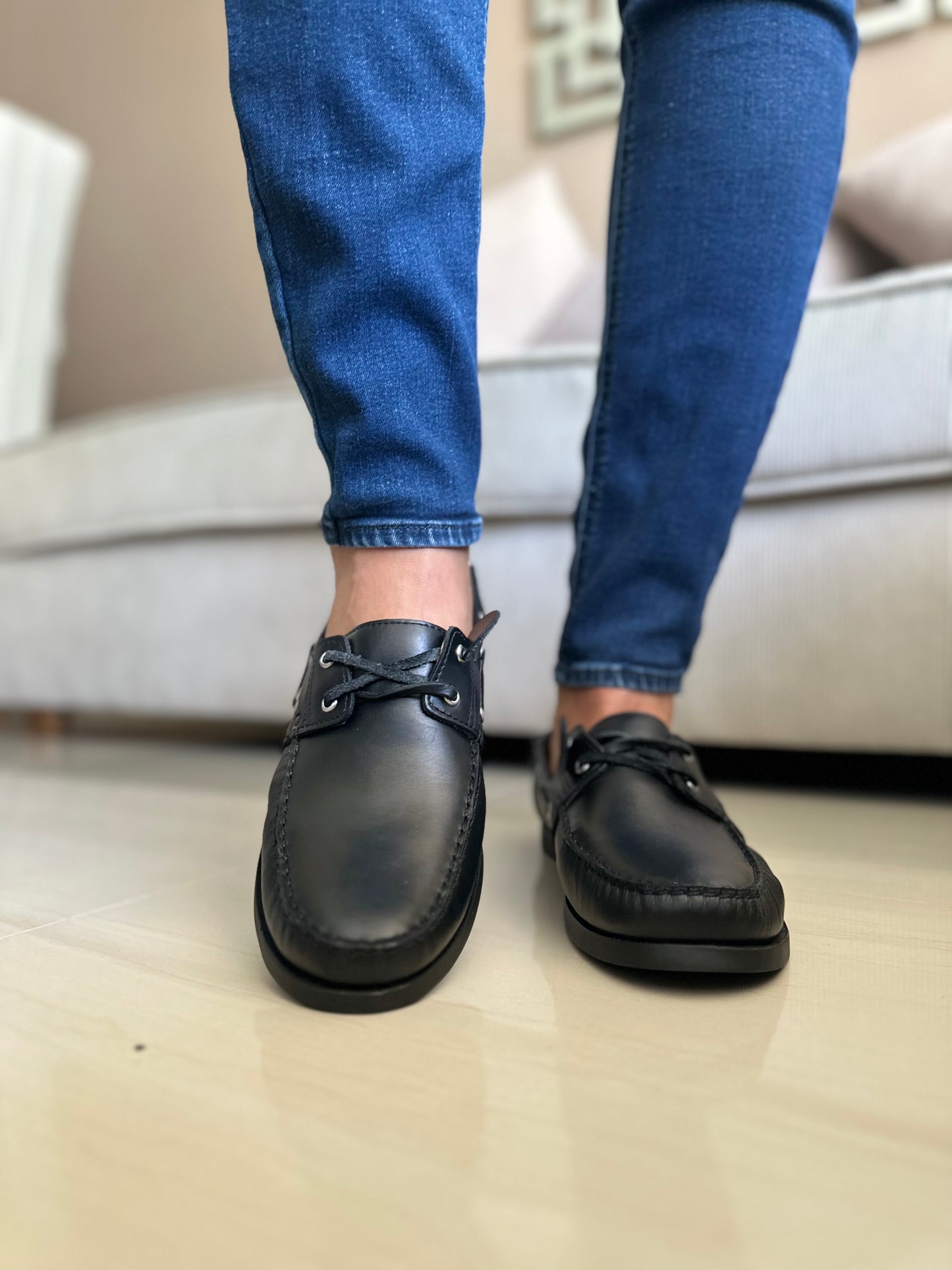 MOCASINES EN CUERO NEGRO PARA HOMBRE REF: ANDREW 731