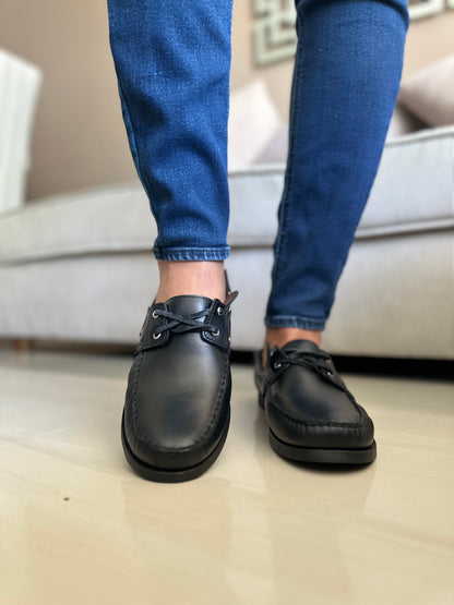 MOCASINES EN CUERO NEGRO PARA HOMBRE REF: ANDREW 731
