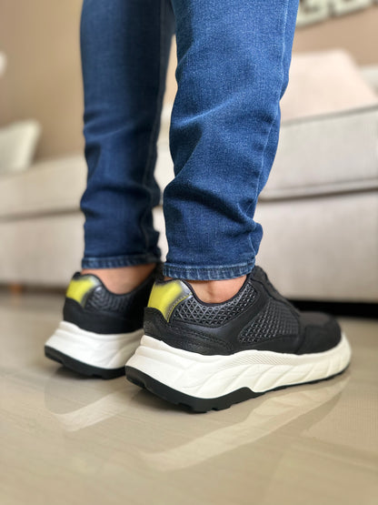 TENIS PARA HOMBRE EN CUERO NEGRO | REF TINJACA