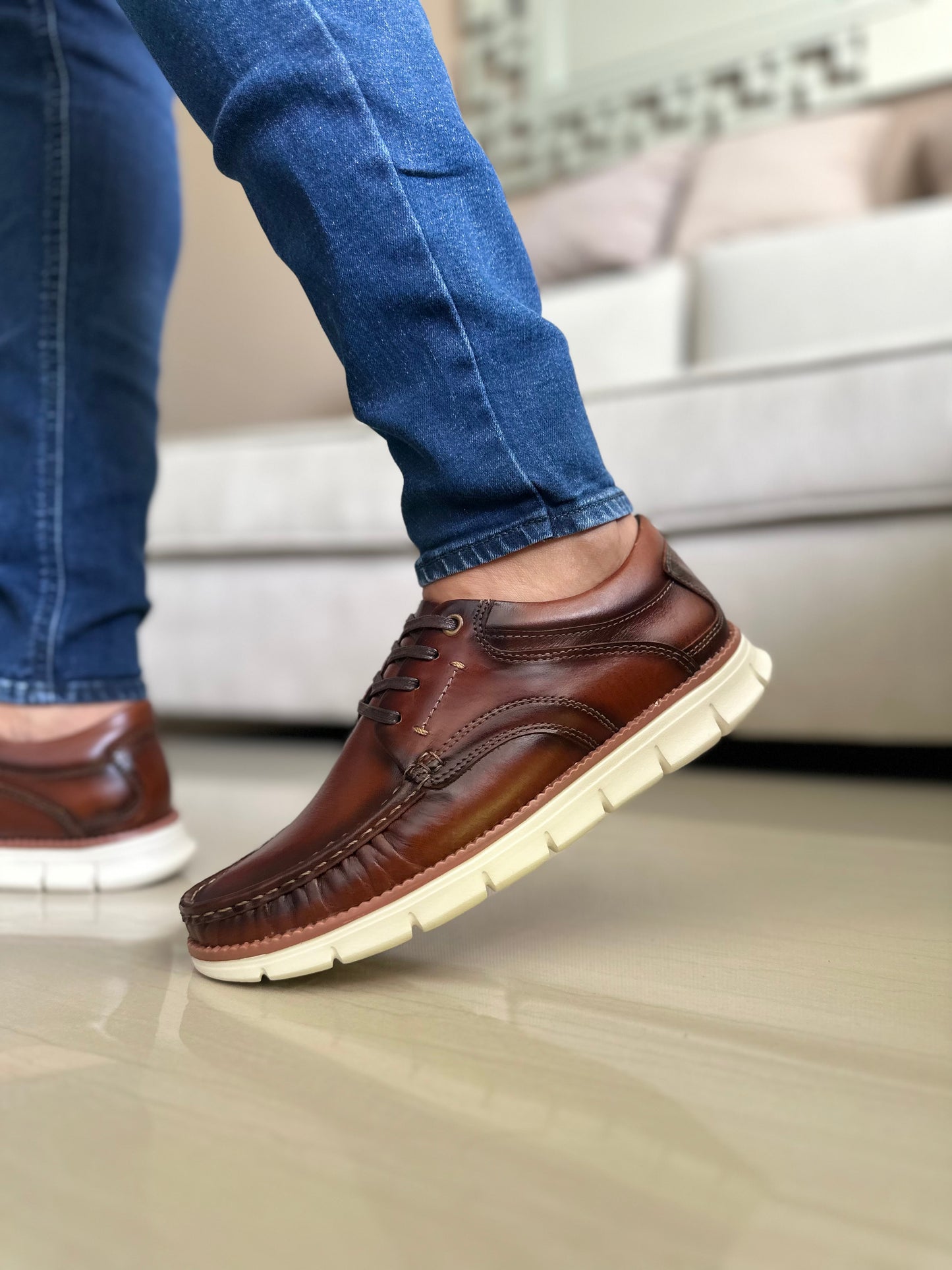 ZAPATOS EN CUERO MIEL PARA HOMBRE | REF LACAZETTE