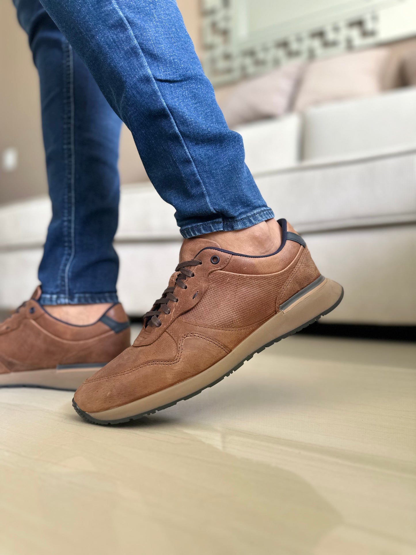 TENIS PARA HOMBRE EN CUERO CREMA | REF ESMERALDA