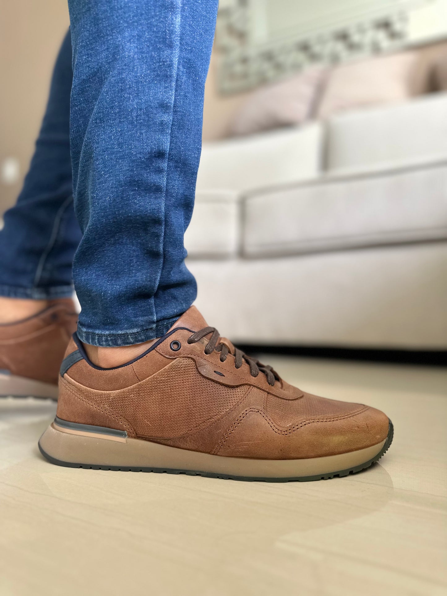 TENIS PARA HOMBRE EN CUERO CREMA | REF ESMERALDA