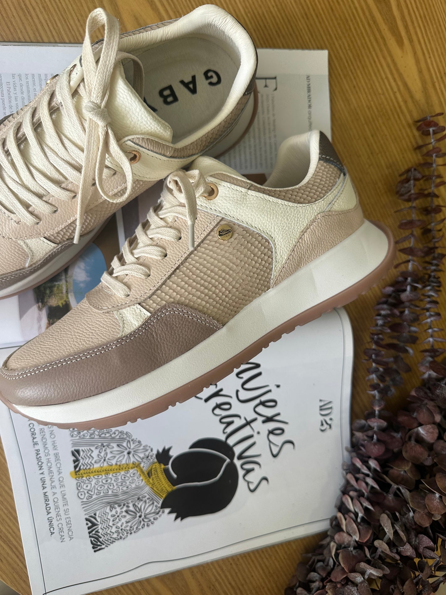 TENIS PARA DAMA EN CUERO CHAMPAGNE | REF ROSE