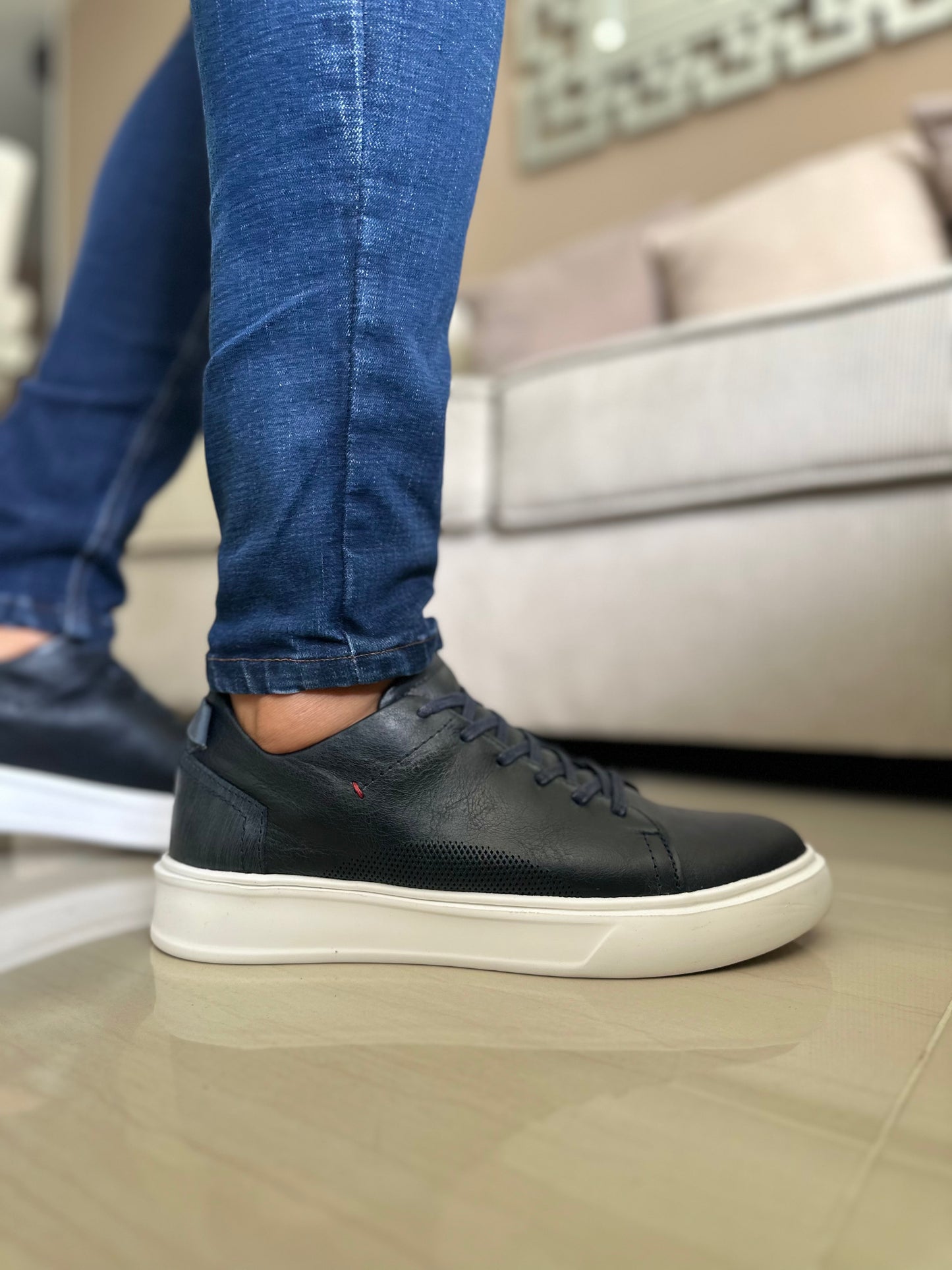 TENIS PARA HOMBRE EN CUERO AZUL | REF NEBRASKA