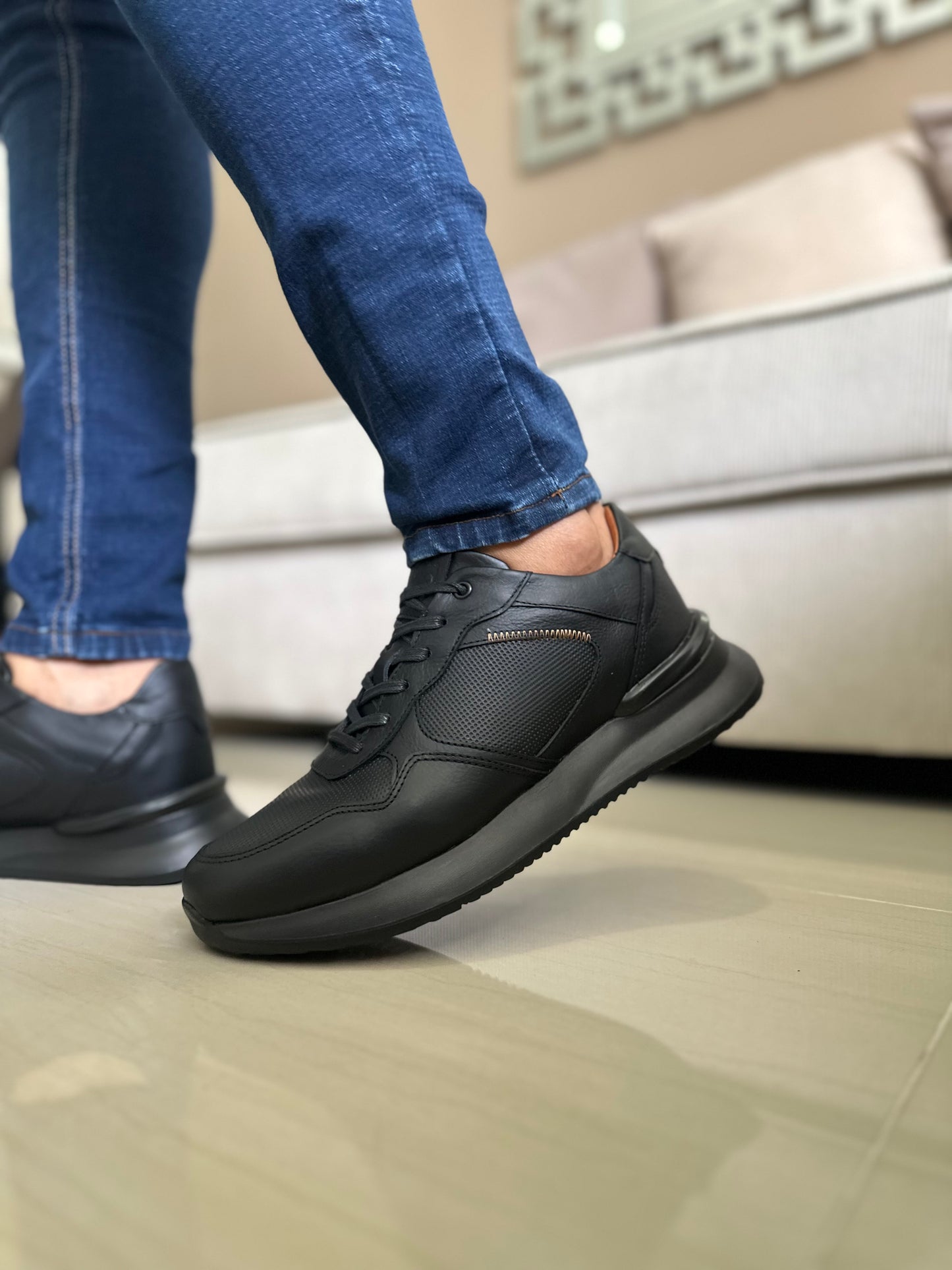 TENIS PARA HOMBRE EN CUERO NEGRO | REF ONTARIO