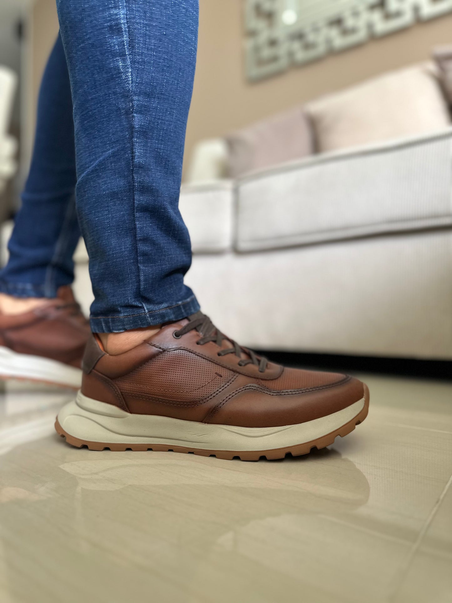 TENIS PARA HOMBRE EN CUERO CREMA | REF DAKOTA