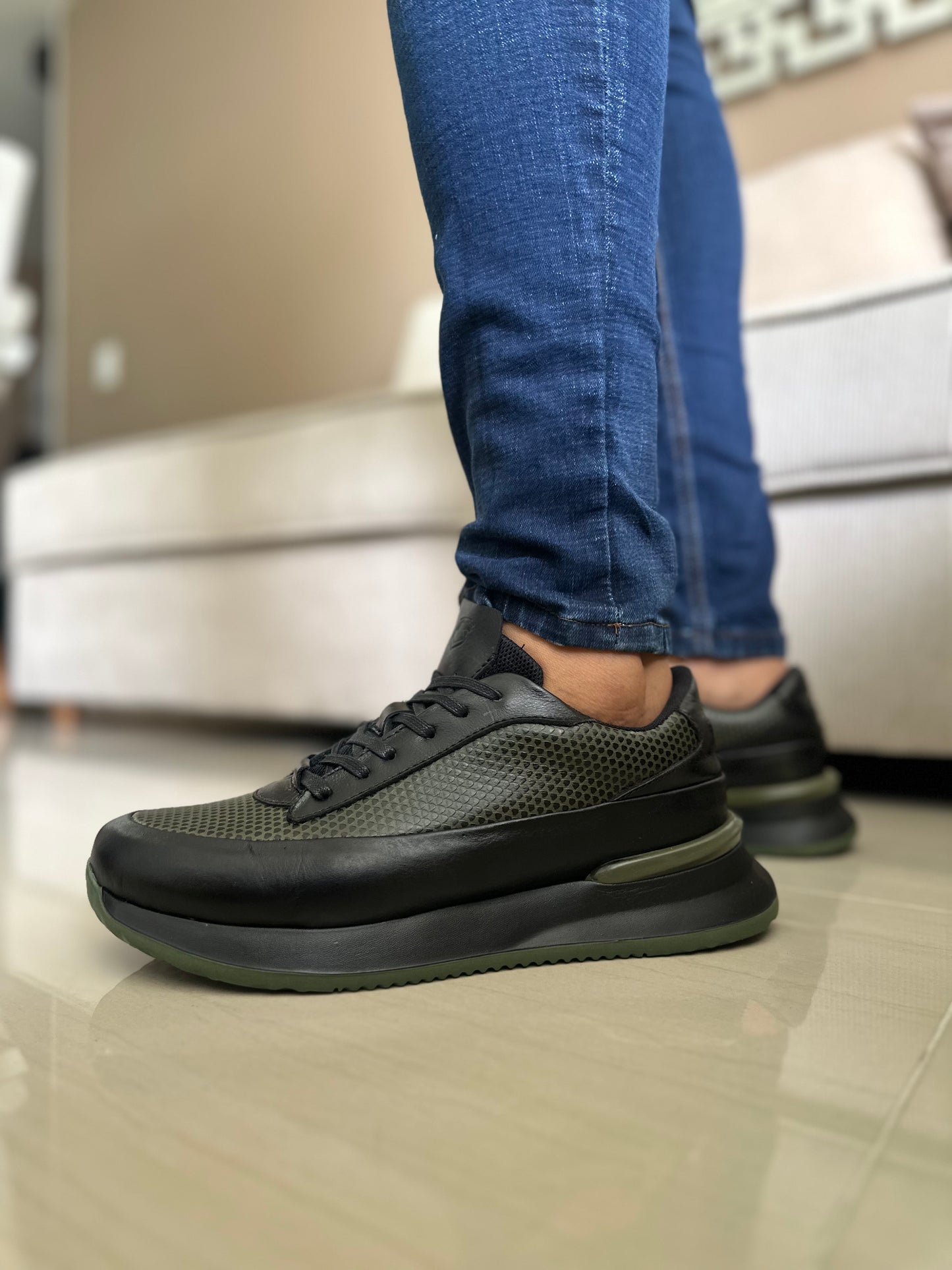 TENIS PARA HOMBRE EN CUERO VERDE | REF MONTANA