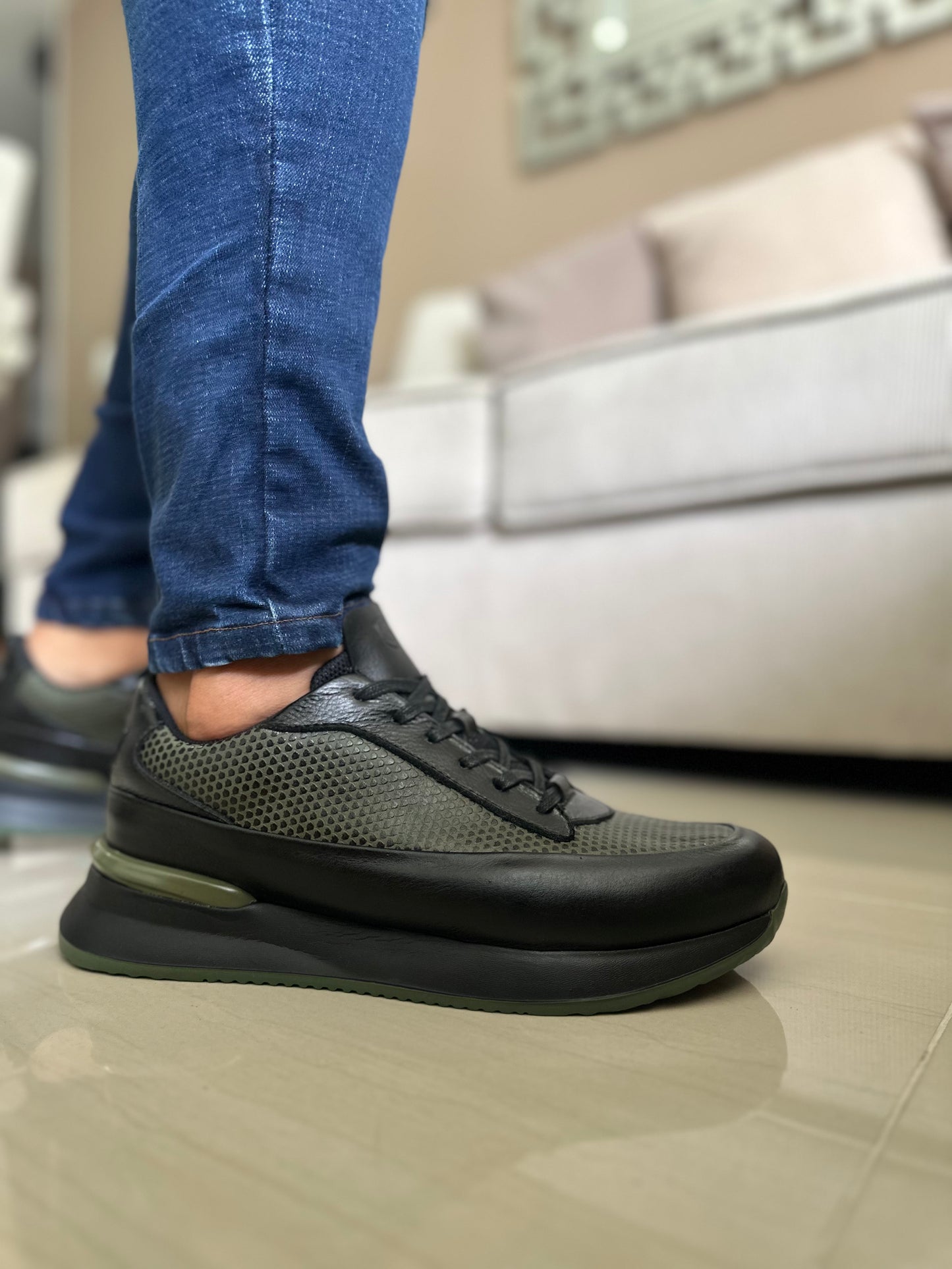 TENIS PARA HOMBRE EN CUERO VERDE | REF MONTANA
