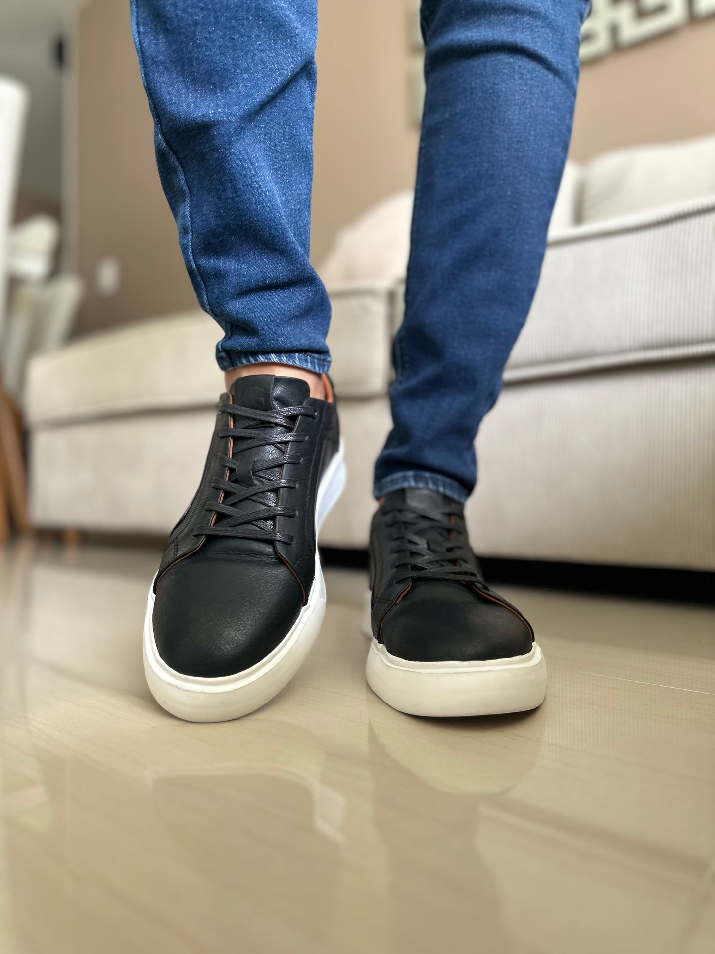 TENIS EN PARA HOMBRE EN CUERO NEGRO | REF CALIFORNIA