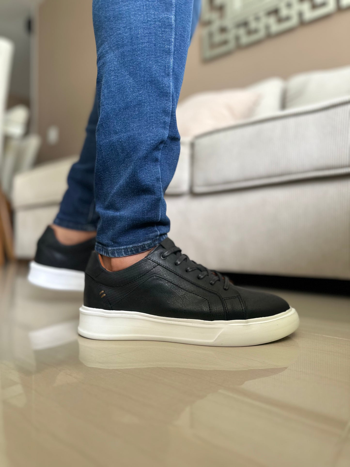 TENIS EN PARA HOMBRE EN CUERO NEGRO | REF CALIFORNIA