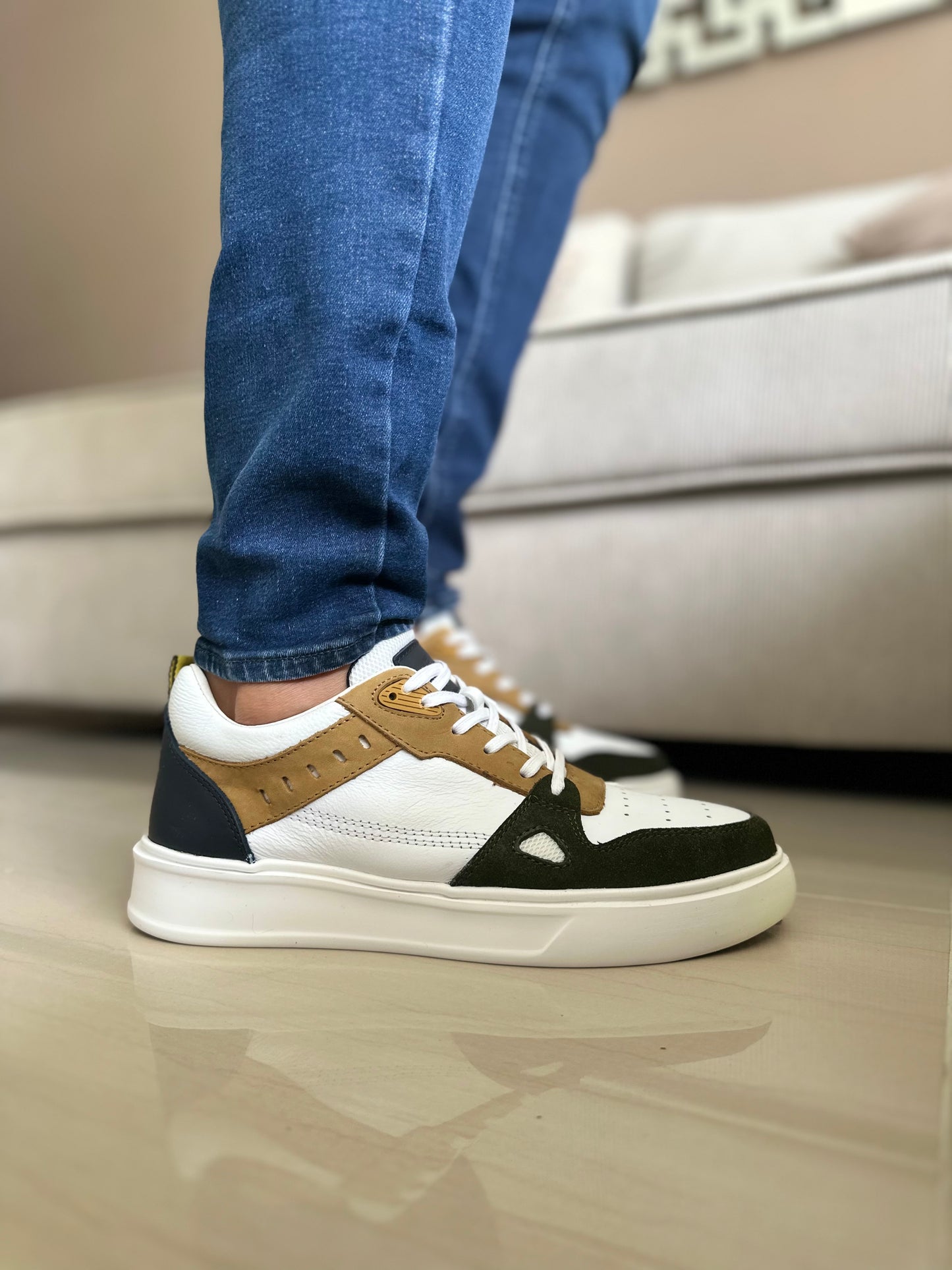 TENIS PARA HOMBRE EN CUERO BLANCO | REF IOWA