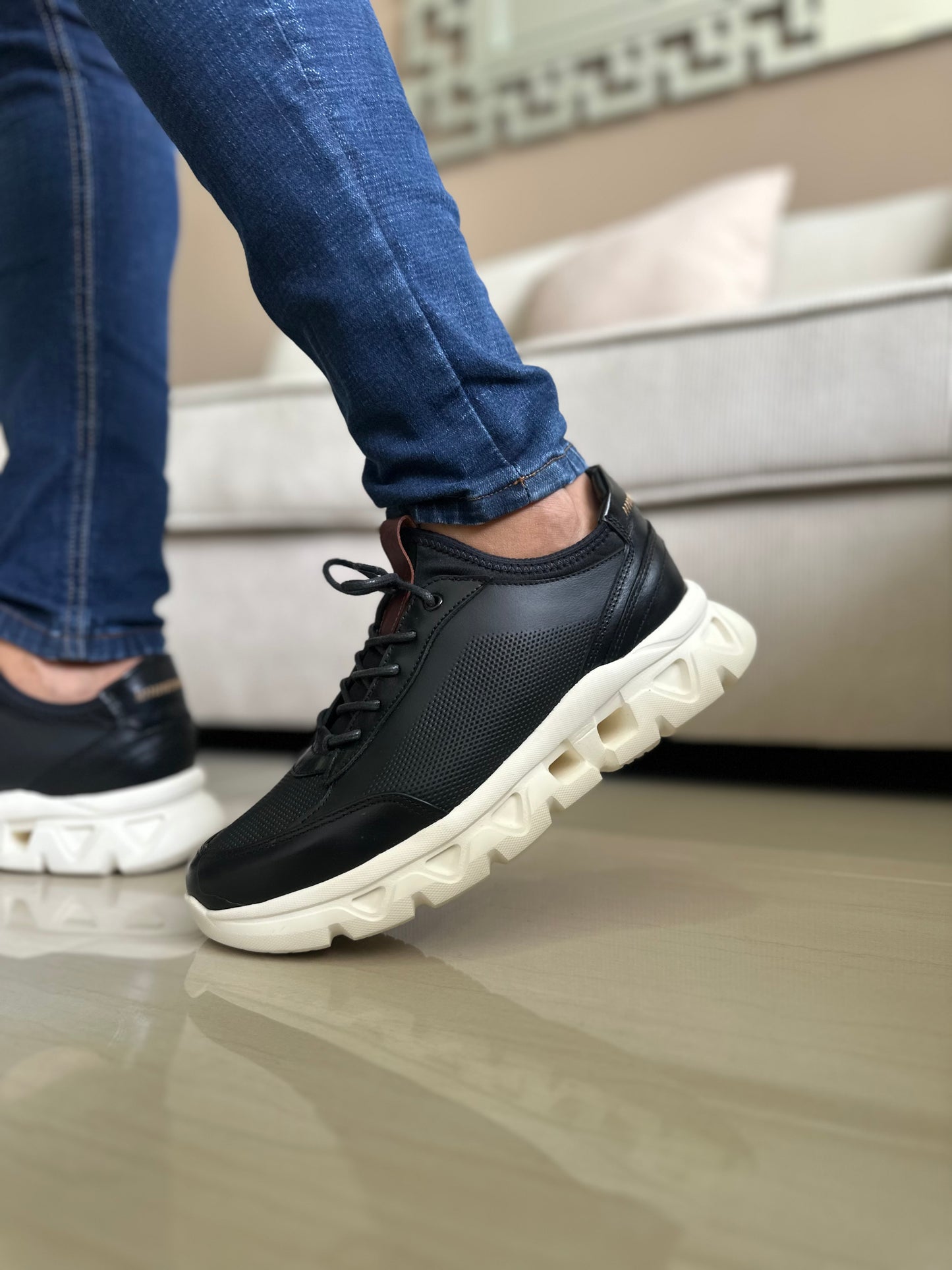 TENIS PARA HOMBRE EN CUERO NEGRO | REF OREGÓN 402