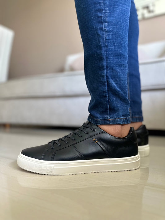 TENIS CLASICO FERNANDO CUERO NEGRO / REF: TON 573