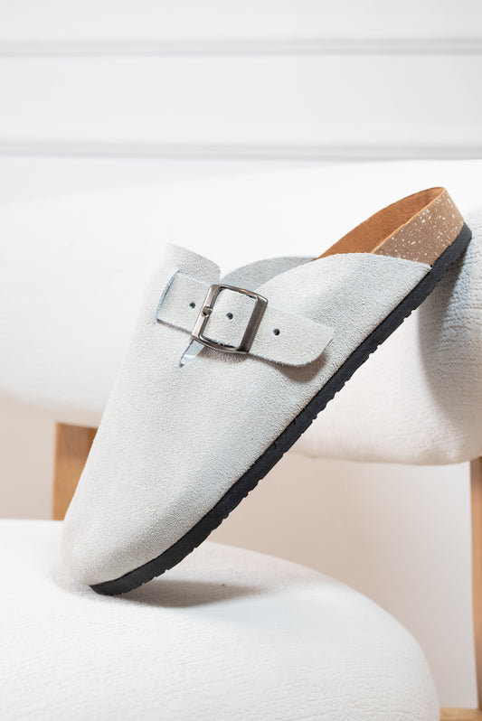 ZUECO PARA HOMBRE EN CUERO CARNAZA HUESO | REF: RAVELLO 77