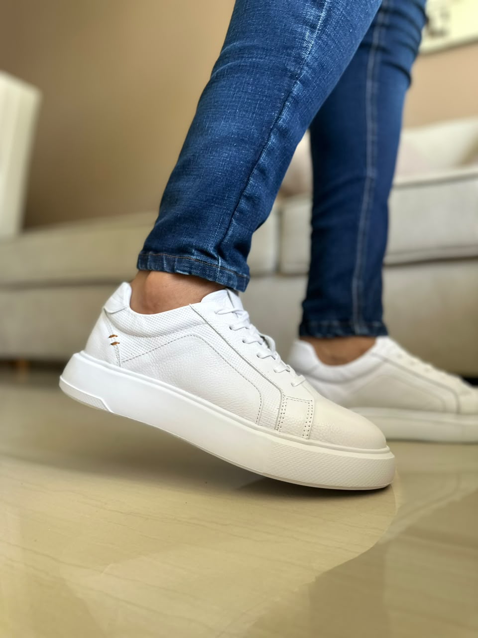 TENIS EN PARA HOMBRE EN CUERO BLANCO | REF CALIFORNIA