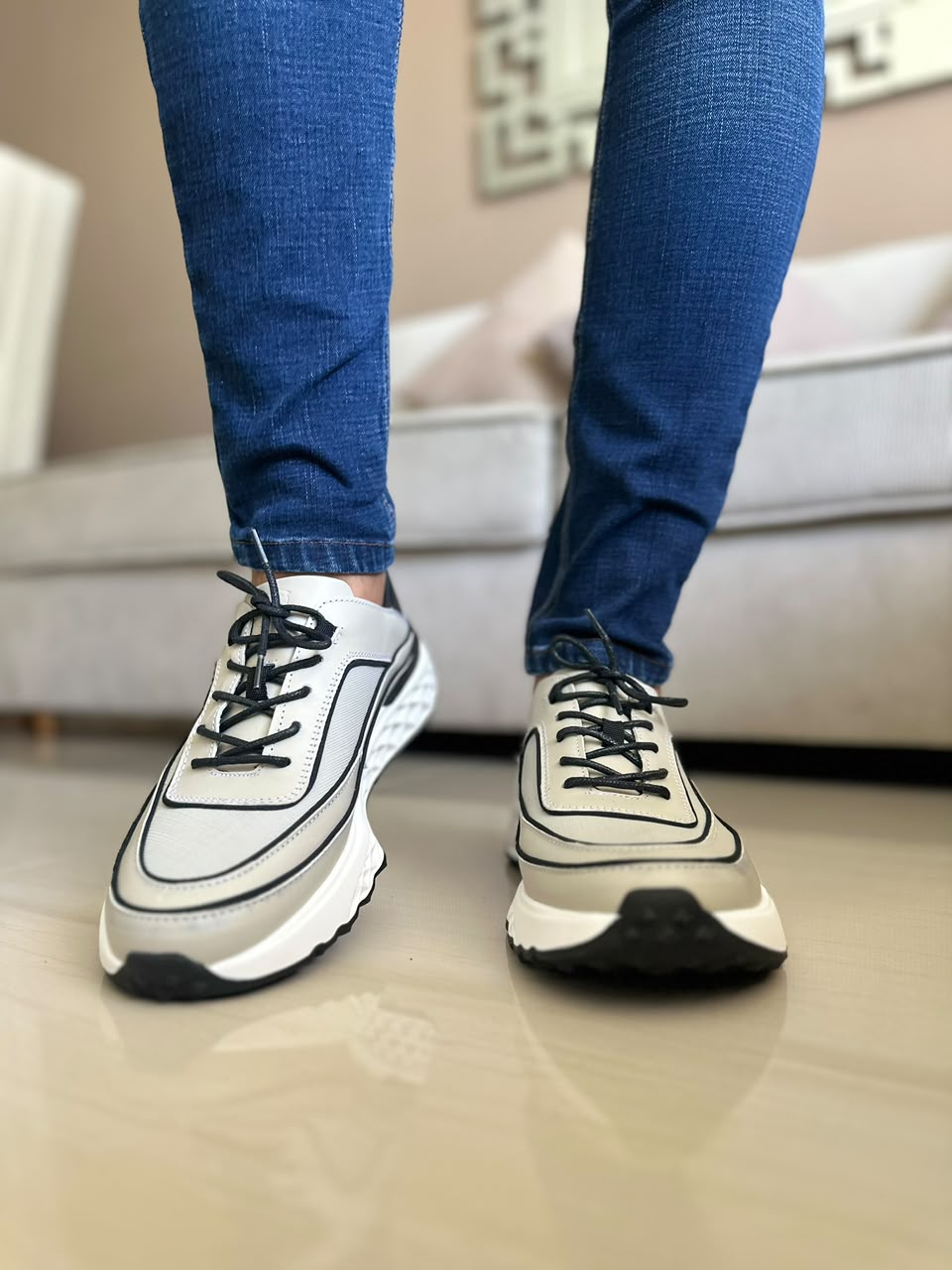 TENIS PARA HOMBRE EN CUERO GRIS PASTEL | REF KATMANDU 3309