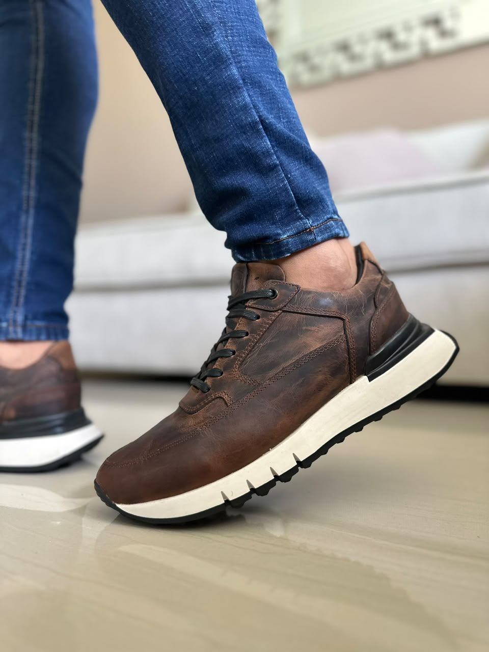 TENIS PARA HOMBRE EN CUERO HOJA SECA | REF: MARC 600