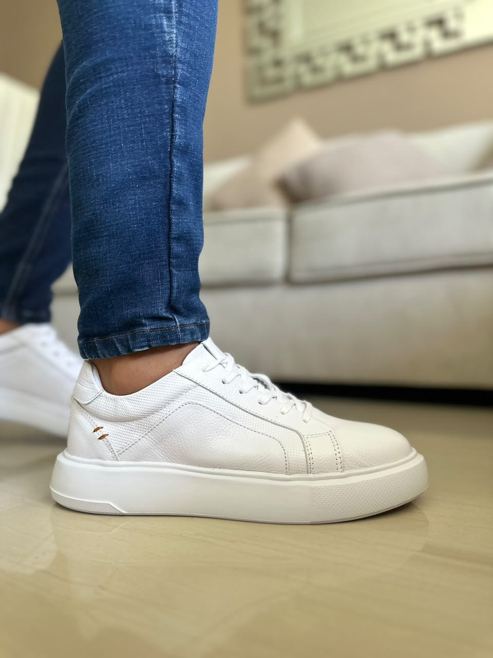 TENIS EN PARA HOMBRE EN CUERO BLANCO | REF CALIFORNIA