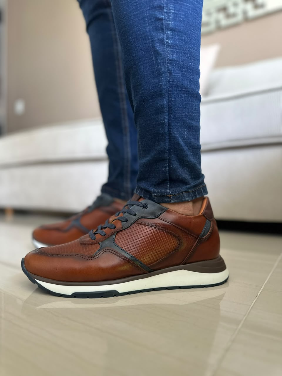 TENIS PARA HOMBRE EN CUERO MIEL X AZUL | REF ONTARIO