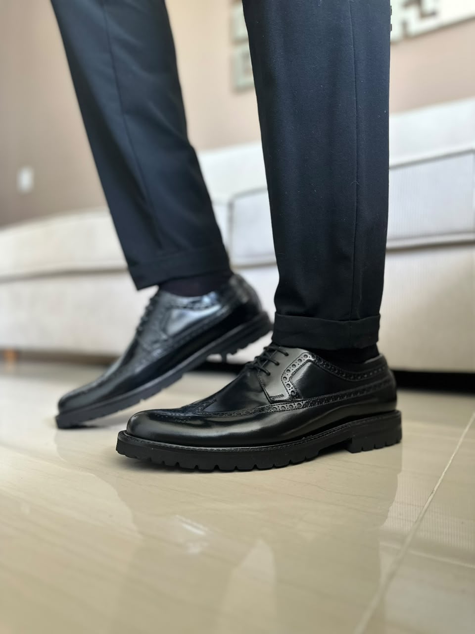 ZAPATOS ELEGANTES EN CUERO NEGRO | REF GALES