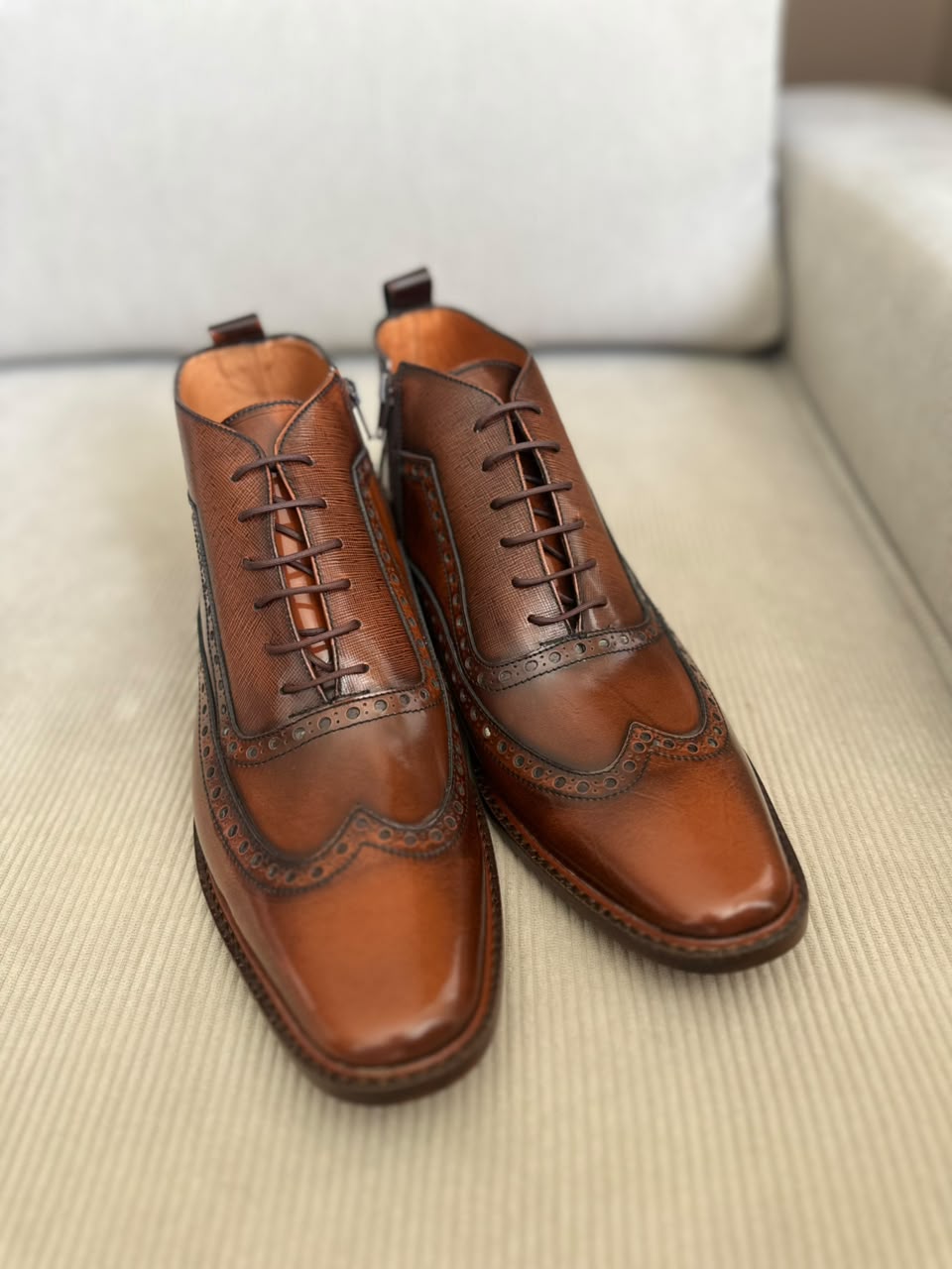 BOTIN ELEGANTE PARA HOMBRE EN CUERO MIEL | REF SANREMO