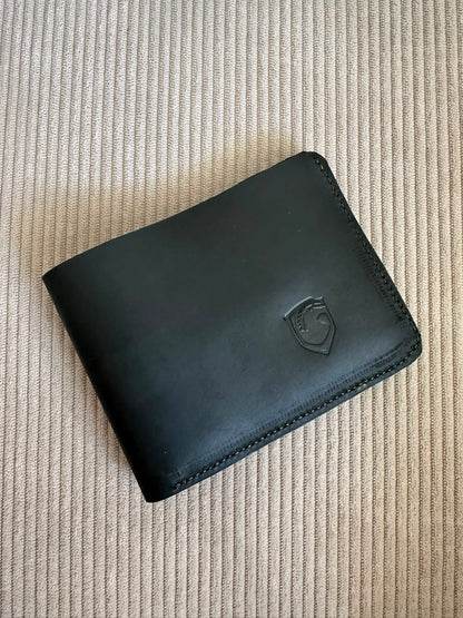 BILLETERA EN CUERO NEGRO PARA HOMBRE