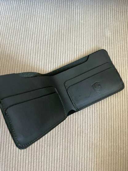 BILLETERA EN CUERO NEGRO PARA HOMBRE