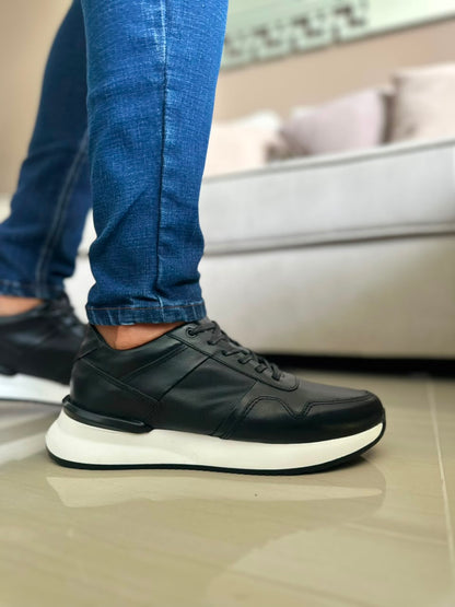 SNEAKERS EN CUERO NEGRO X BLANCO PARA HOMBRE| REF CRACOVIA