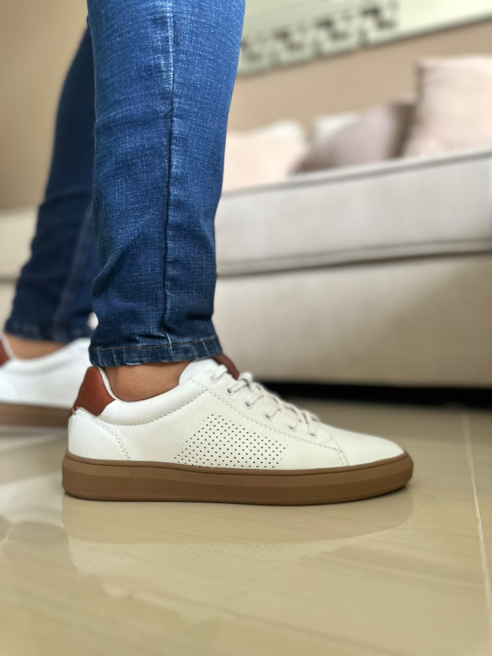 TENIS EN PARA HOMBRE EN CUERO BLANCO SUELA GOMA/ REF: ALESSANDRIA
