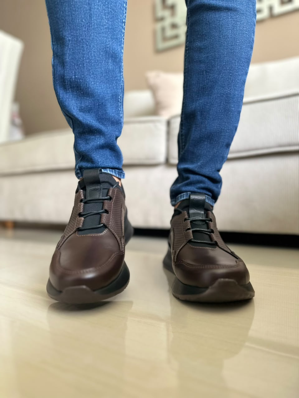 TENIS PARA HOMBRE EN CUERO CAFE | REF SINGAPUR