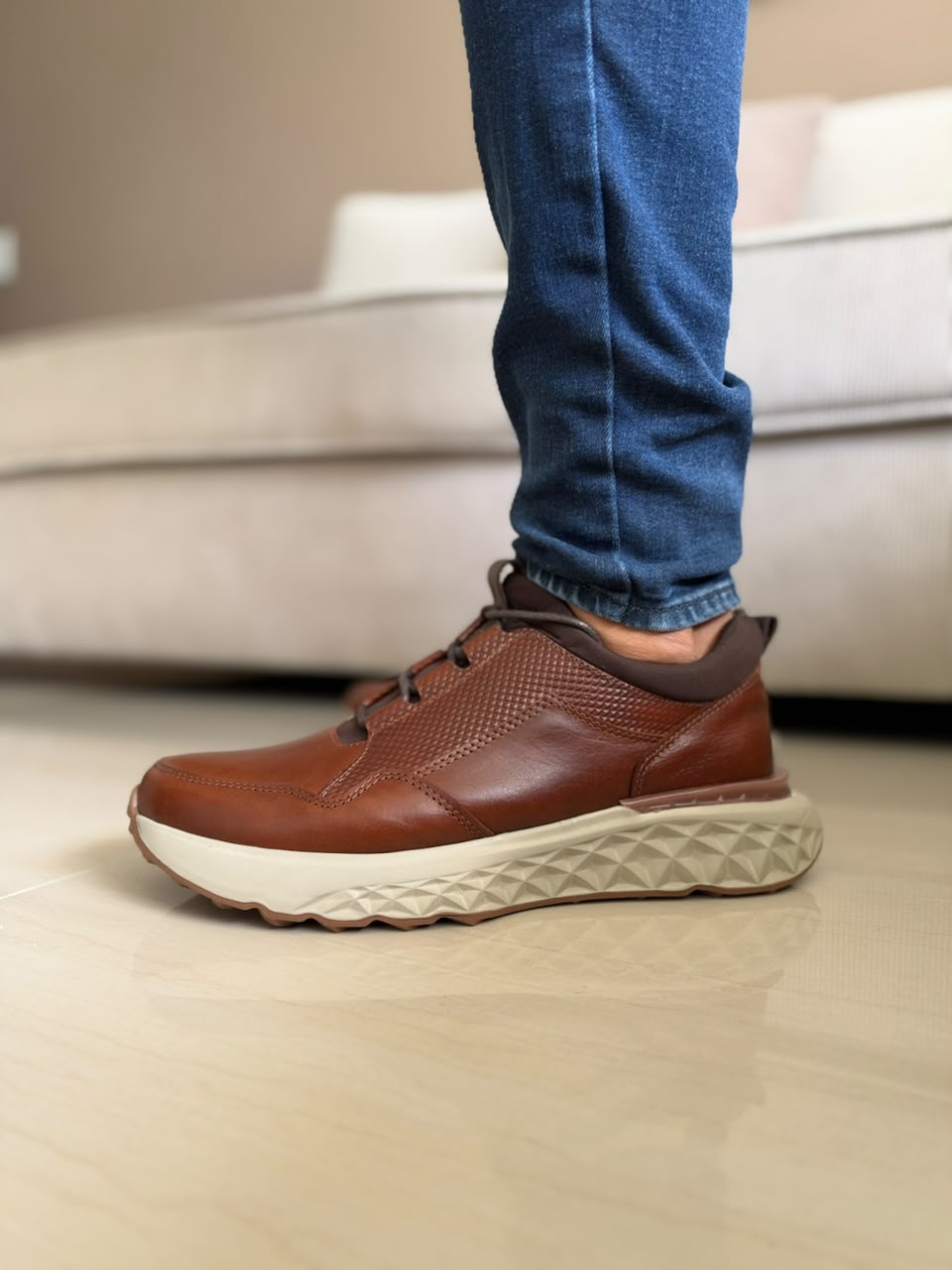 TENIS PARA HOMBRE EN CUERO MIEL | REF SINGAPUR