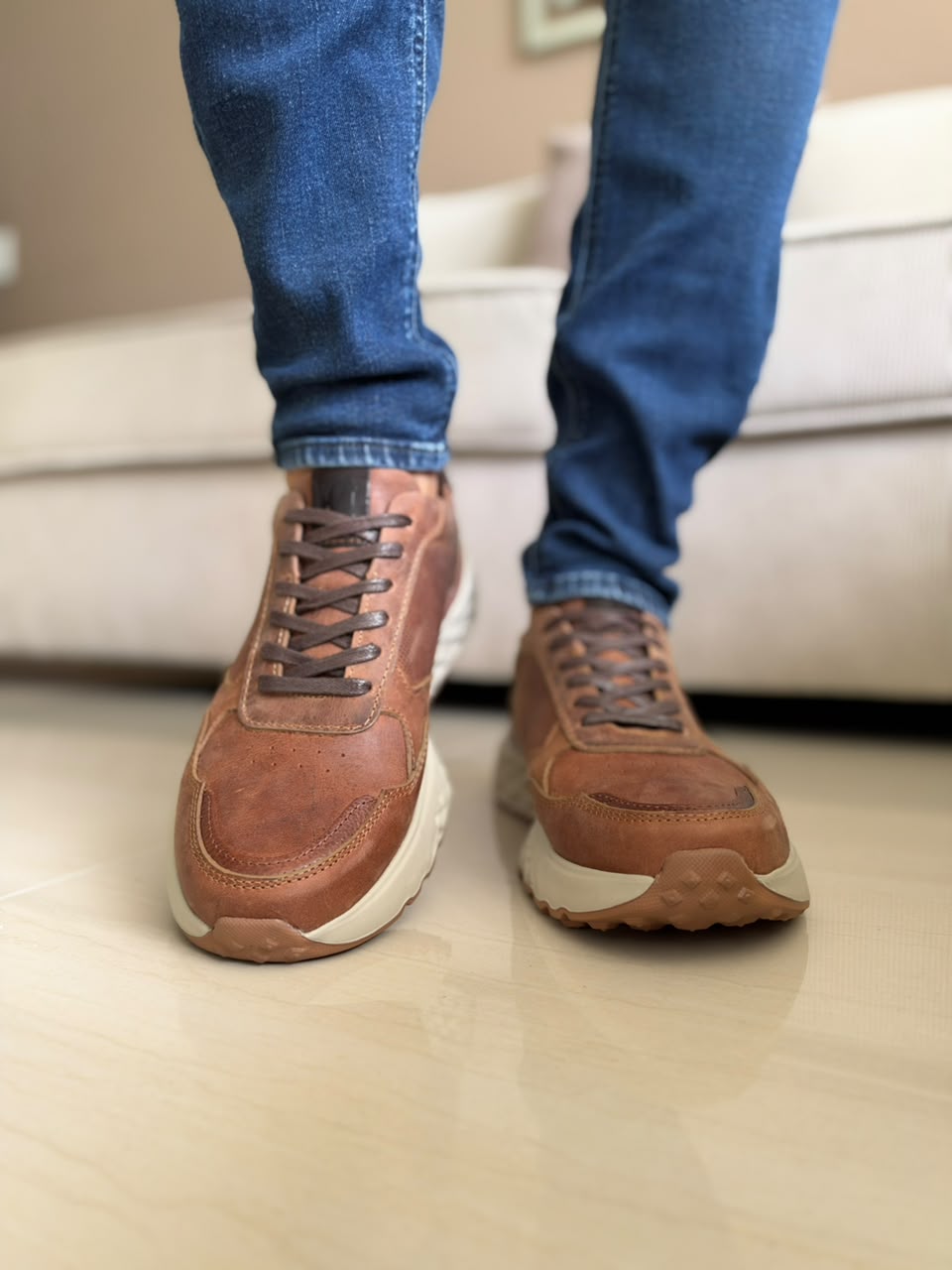 TENIS PARA HOMBRE EN CUERO CREMA | REF HELSINKI