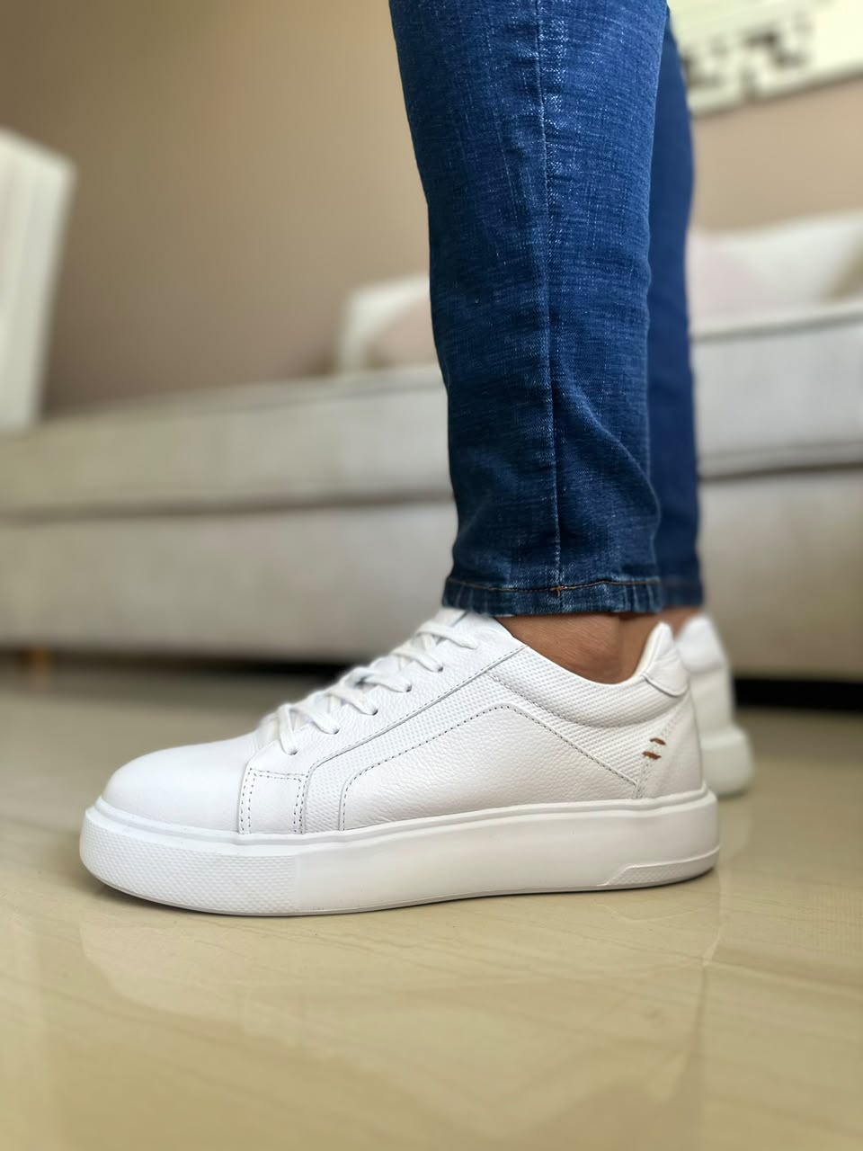 TENIS EN PARA HOMBRE EN CUERO BLANCO | REF CALIFORNIA